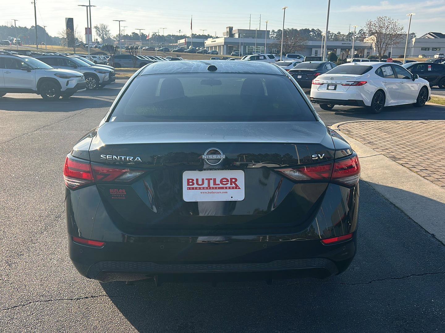 Used 2024 Nissan Sentra SV image 5
