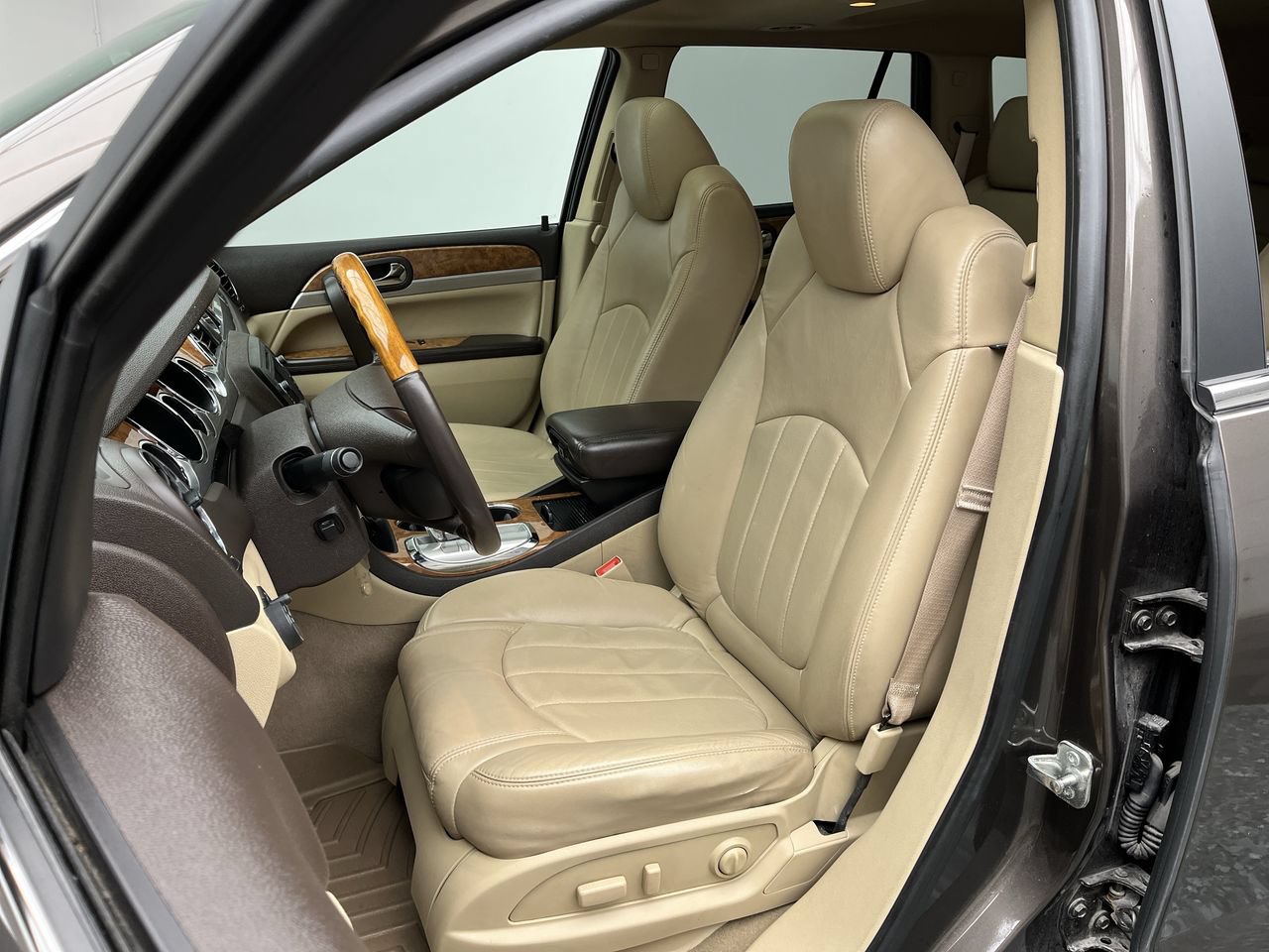 Used 2011 Buick Enclave CXL w/ Trailering Provision Package AWD/4WD image 10