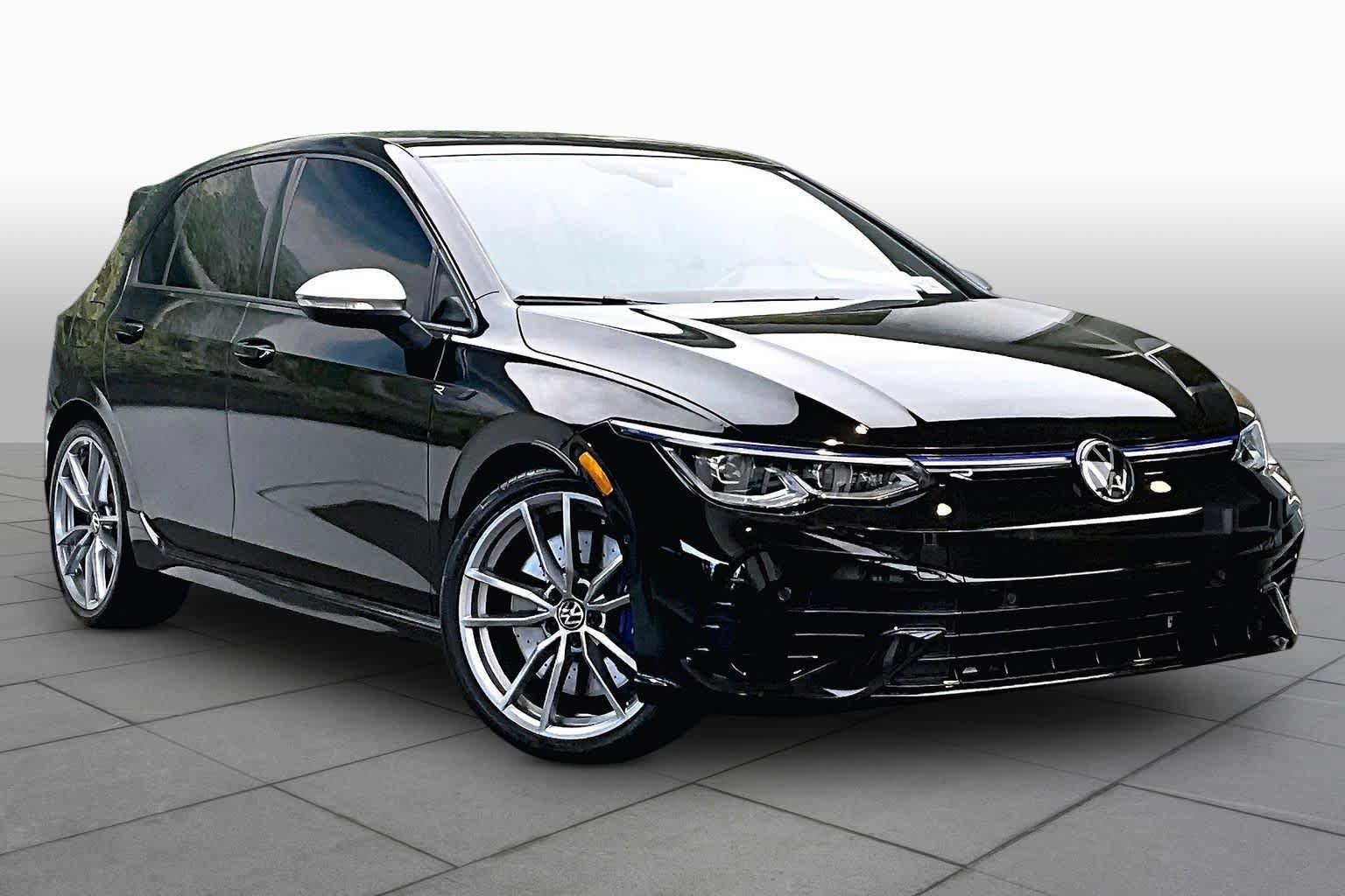 Used 2024 Volkswagen Golf R AWD/4WD image 3