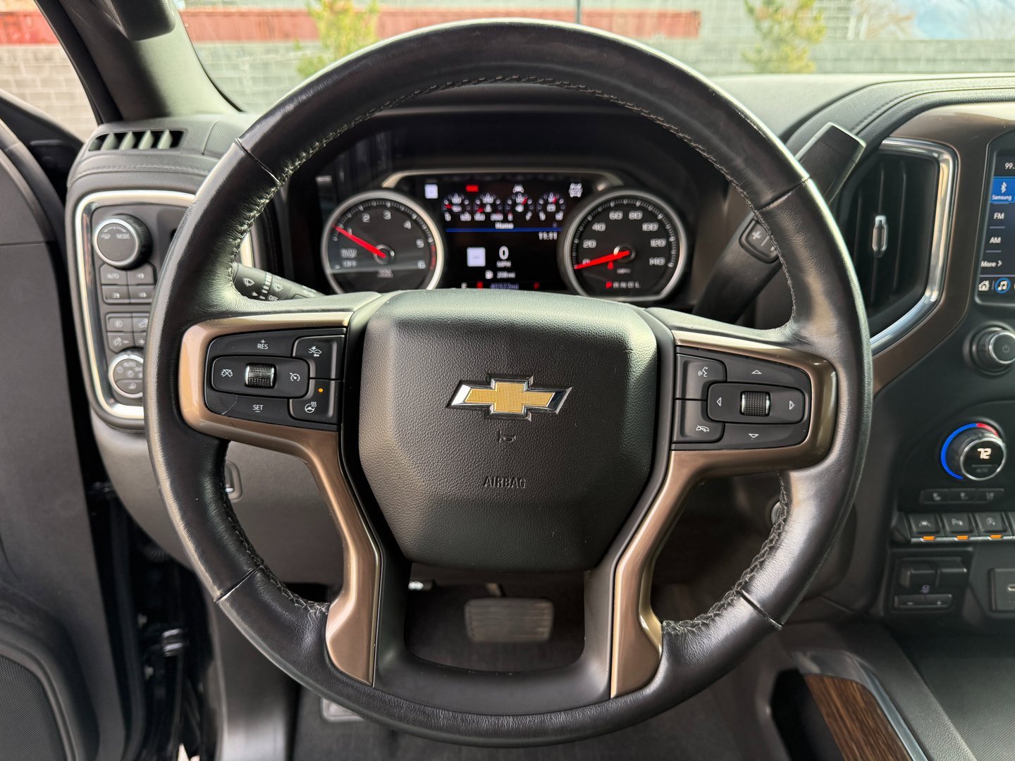 Used 2020 Chevrolet Silverado 1500 High Country w/ Technology Package image 18