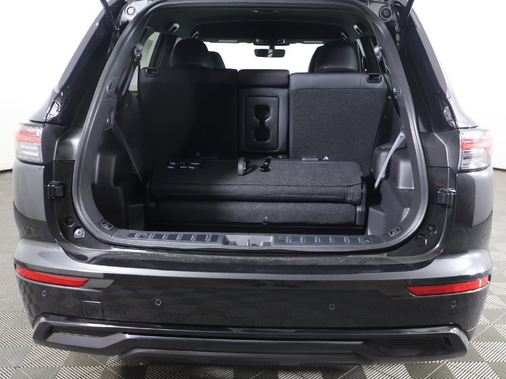 New 2027 Mitsubishi Outlander LE AWD/4WD image 16
