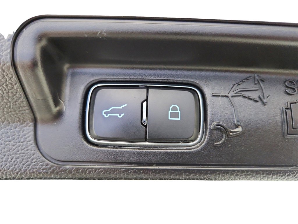 Used 2020 Ford Explorer ST w/ ST Street Pack image 32