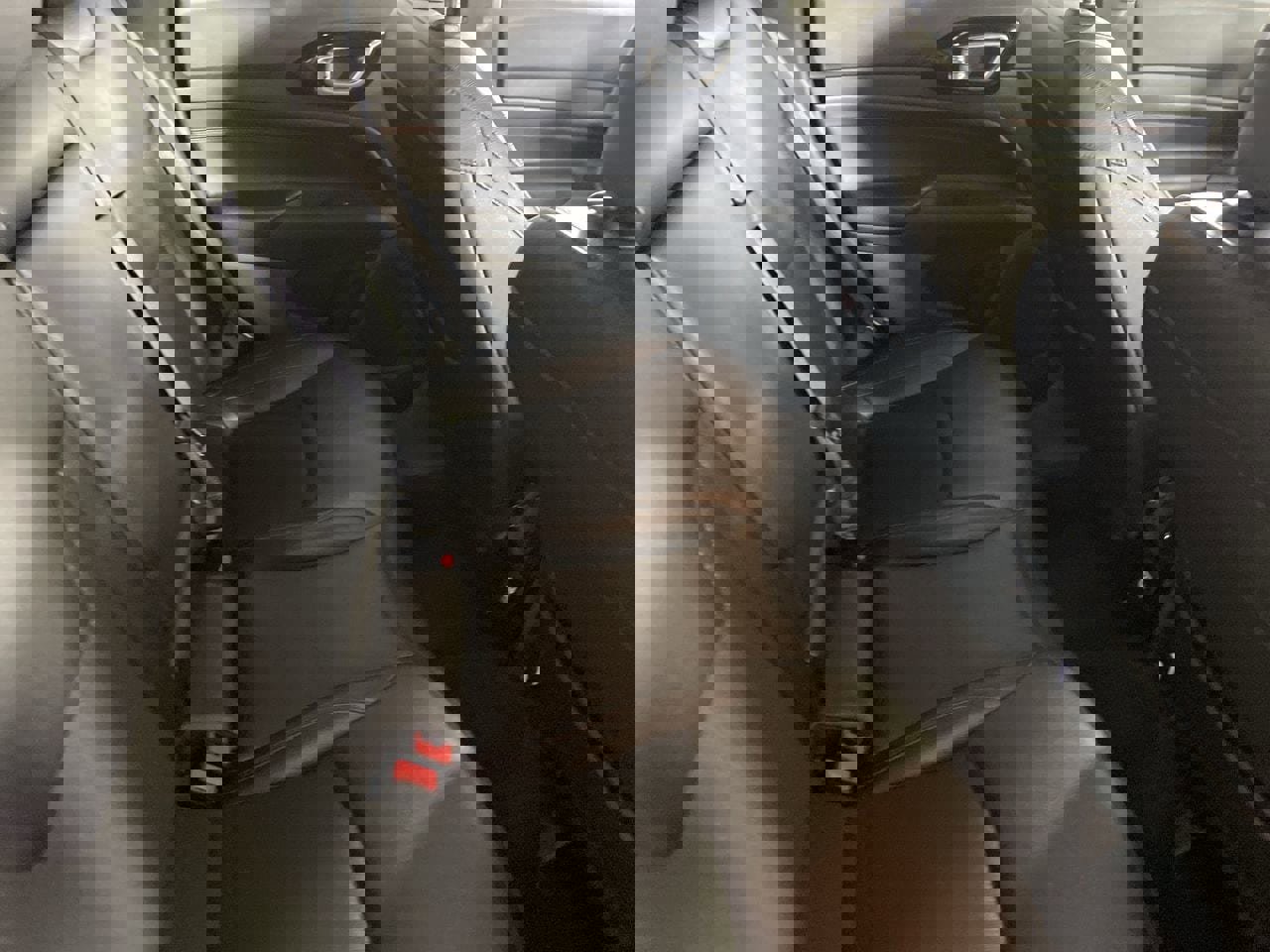 Used 2025 Jeep Compass Trailhawk image 23