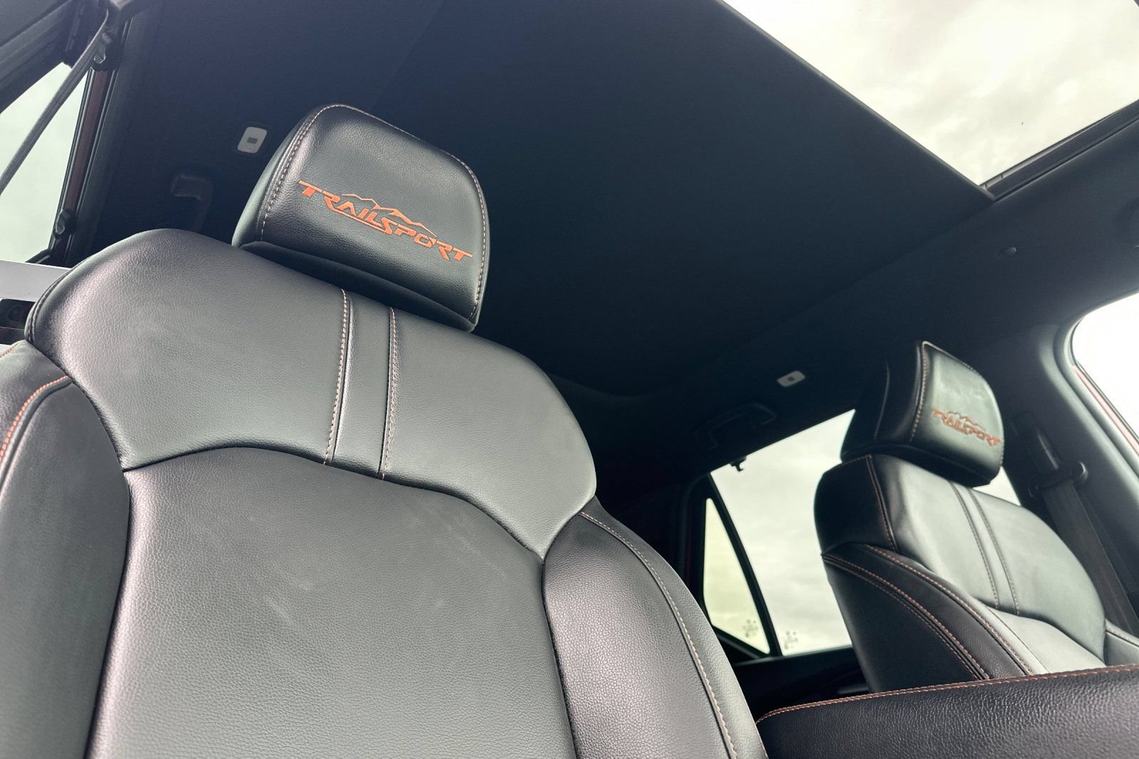 Used 2025 Honda Pilot TrailSport image 18