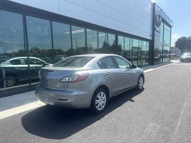 Used 2013 MAZDA MAZDA3 i Sport FWD image 3