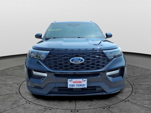 Used 2024 Ford Explorer ST-Line w/ Class IV Trailer Tow Package AWD/4WD image 2