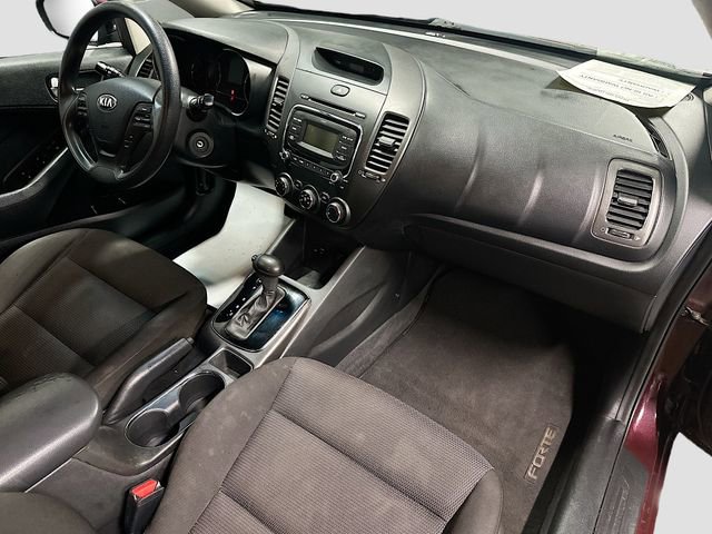 Used 2018 Kia Forte LX image 25