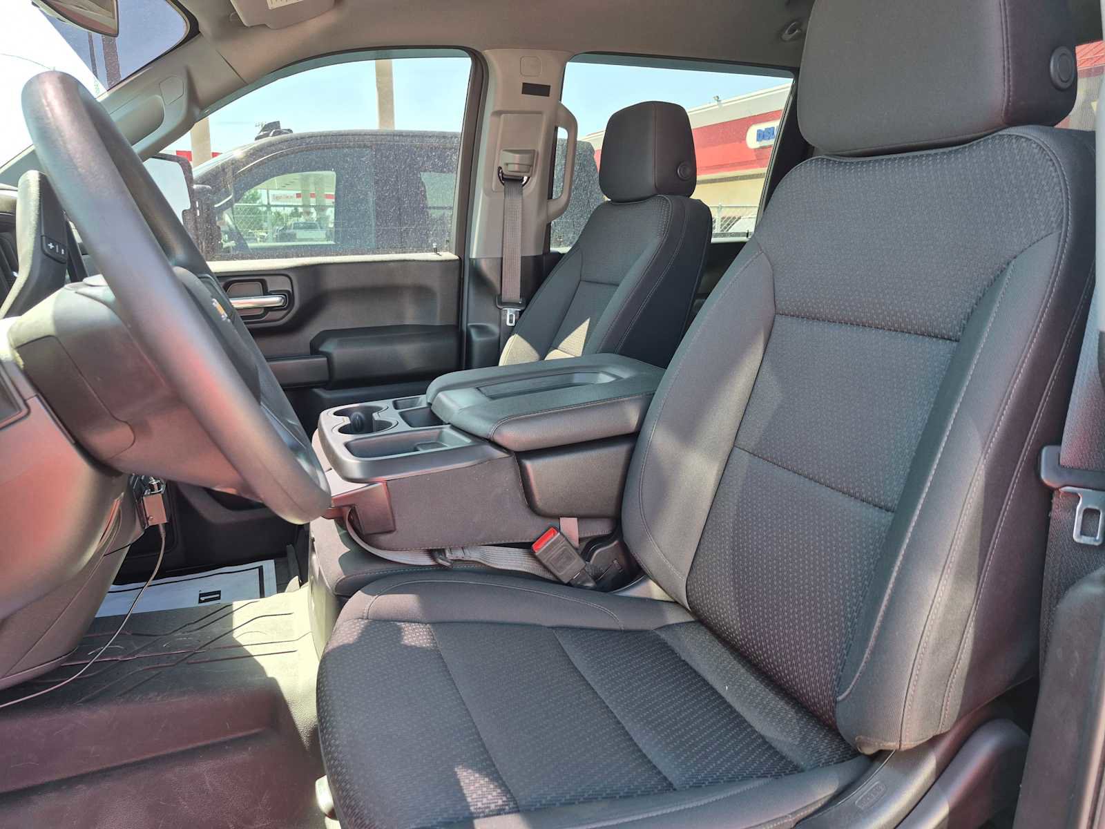 Used 2024 Chevrolet Silverado 2500 Custom image 8