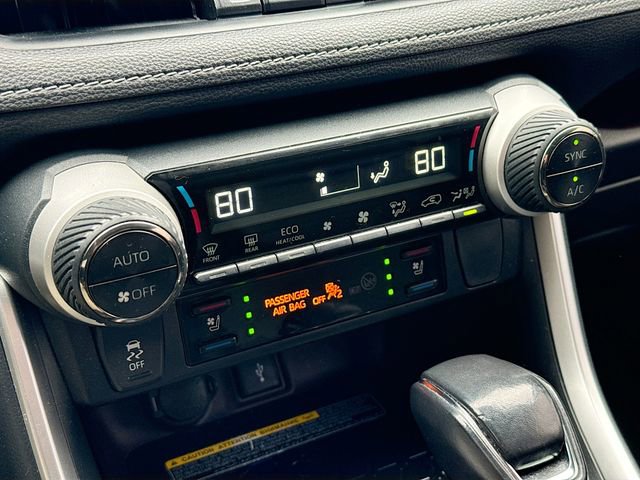 Used 2021 Toyota RAV4 Limited image 18