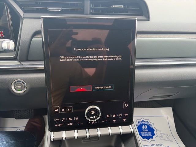 New 2026 GMC Terrain AT4 w/ Convenience Package III image 23