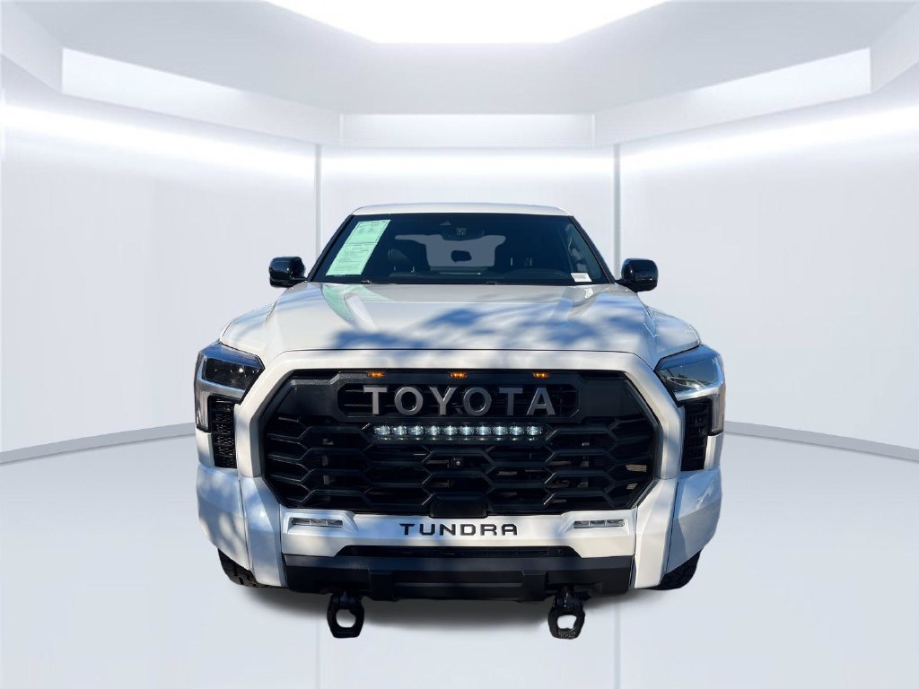 Used 2025 Toyota Tundra Limited w/ TRD Off-Road Package AWD/4WD image 15