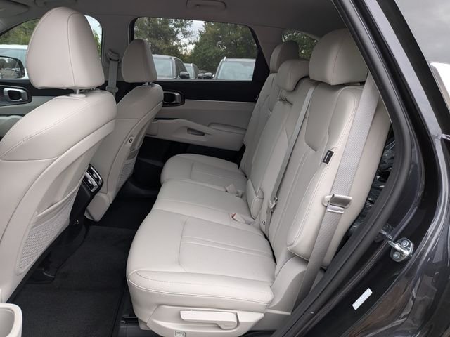 New 2026 Kia Sorento S FWD image 14