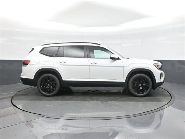 New 2026 Volkswagen Atlas SE image 8