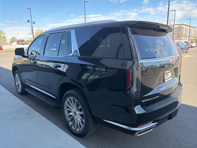 Used 2021 Cadillac Escalade Premium Luxury w/ Driver Assist Tech Package AWD/4WD image 5