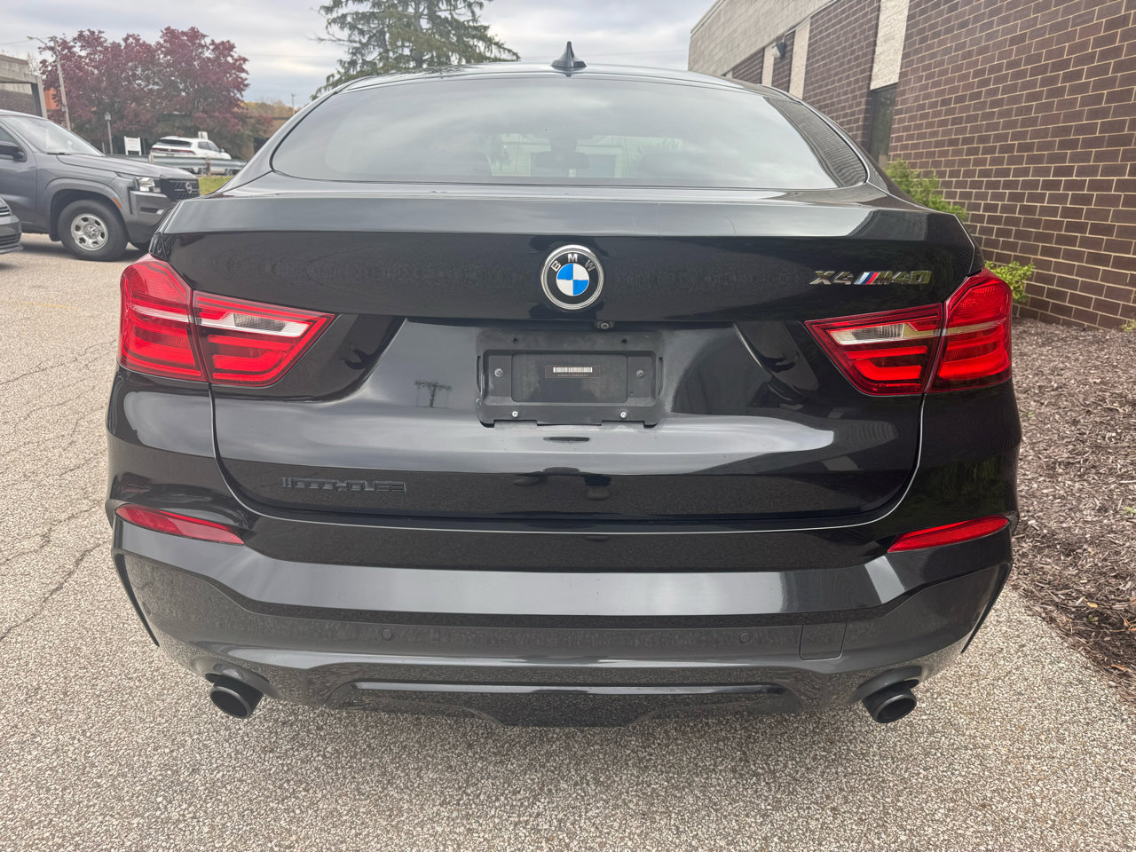 Used 2017 BMW X4 M40i image 11