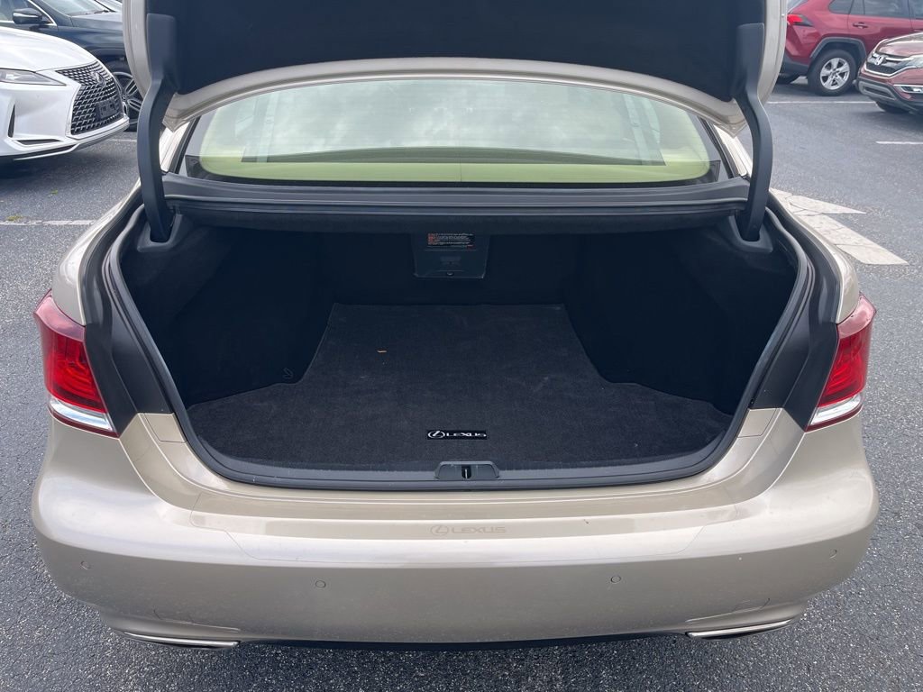 Used 2017 Lexus LS 460 image 6