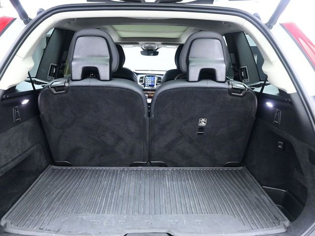 Used 2023 Volvo XC90 B6 Plus w/ Protection Package image 34