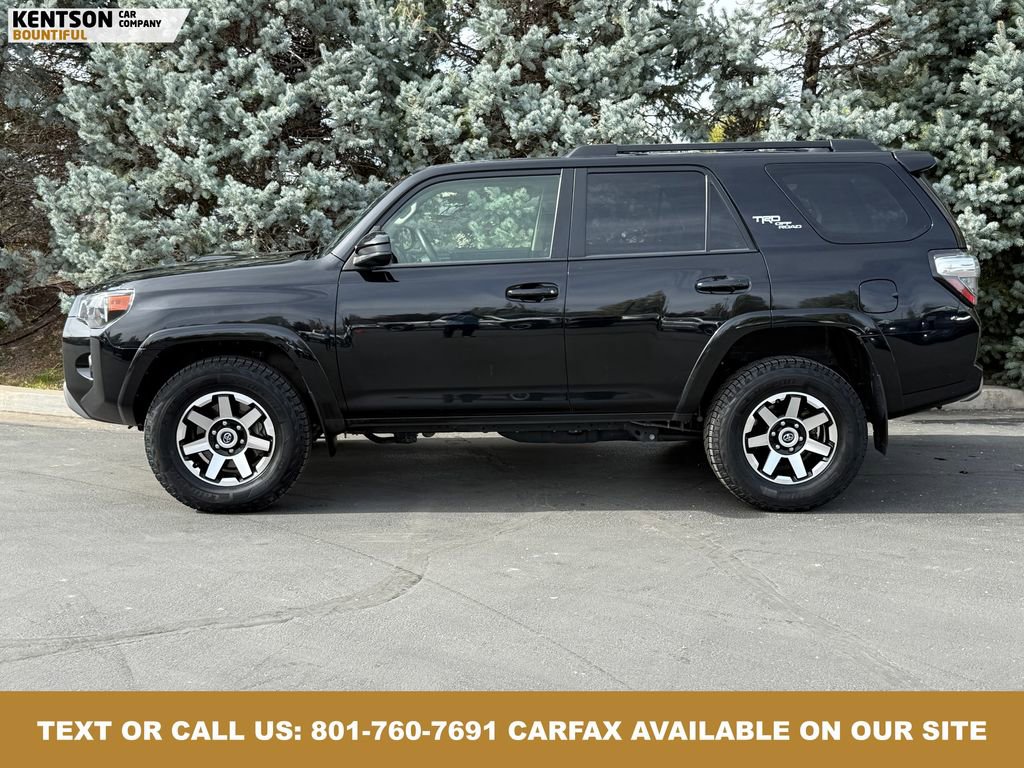 Used 2024 Toyota 4Runner TRD Off-Road image 4