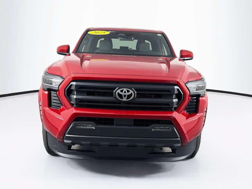 Used 2025 Toyota Tacoma SR5 AWD/4WD image 2