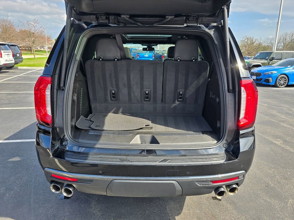 Certified 2022 GMC Yukon AT4 w/ Max Trailering Package AWD/4WD image 33