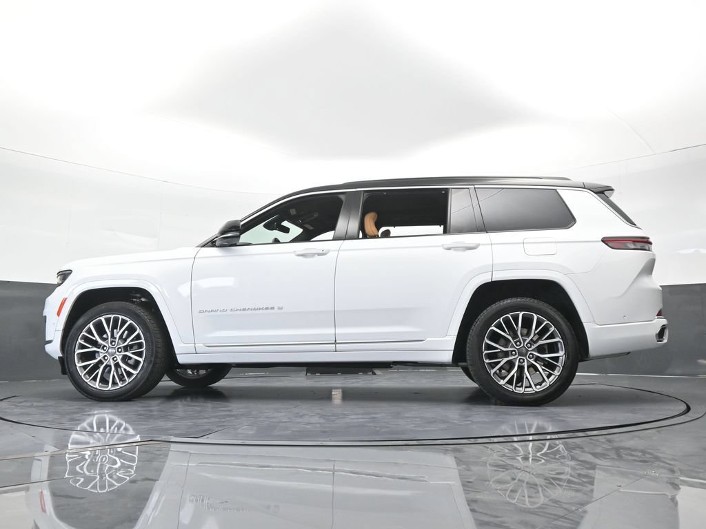 Used 2024 Jeep Grand Wagoneer L Series III w/ Quick Order Packagew 28T AWD/4WD image 62