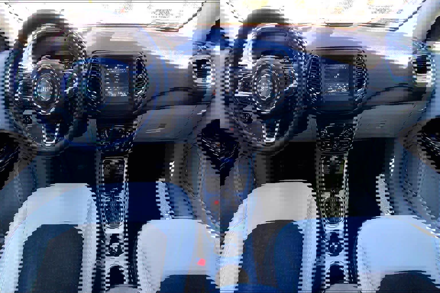 Used 2017 Jeep Compass Latitude w/ Popular Equipment Group image 13