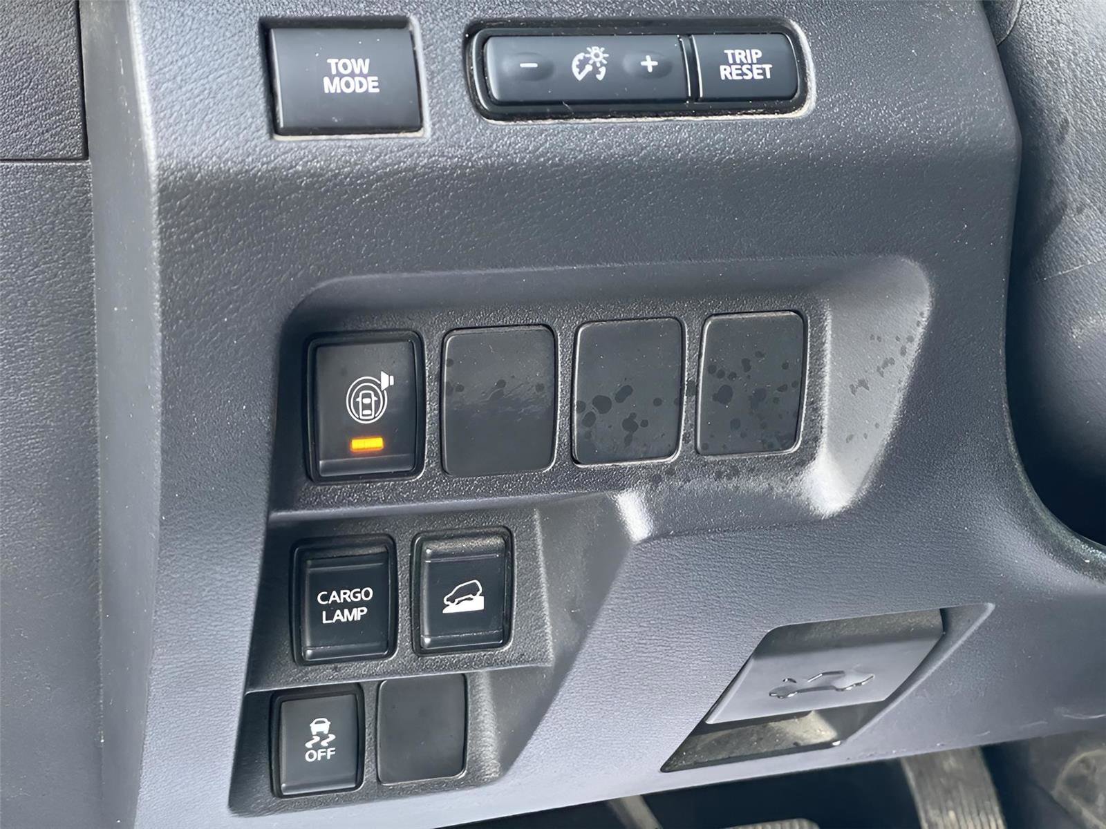 Used 2022 Nissan Frontier SV w/ Technology Package image 24