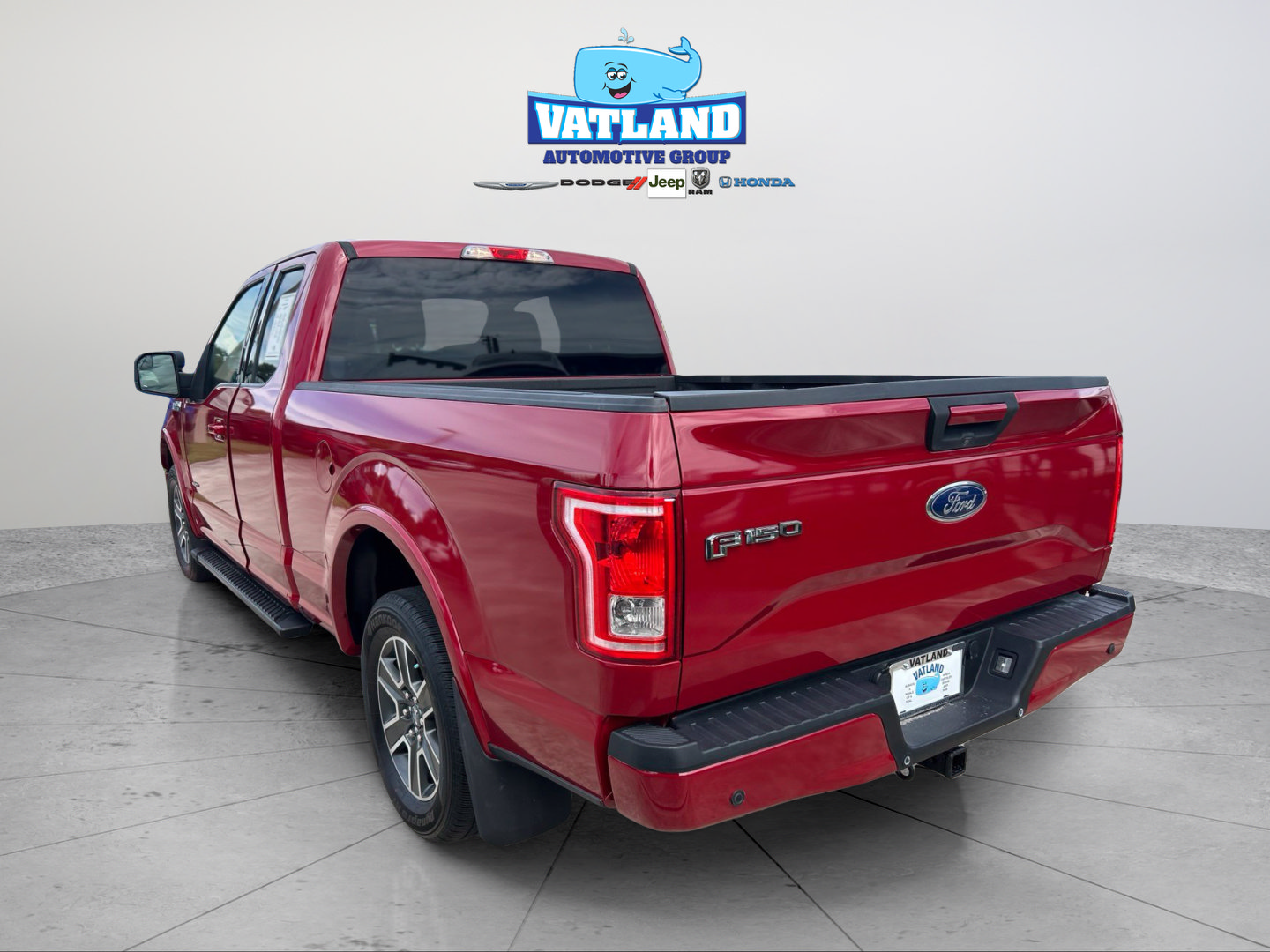 Used 2015 Ford F150 XLT w/ Equipment Group 301A Mid RWD image 3