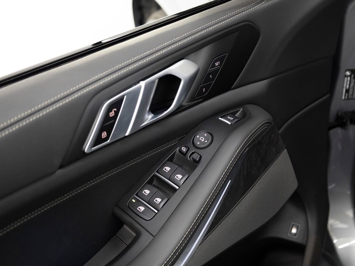 Used 2025 BMW X5 xDrive50e w/ M Sport Package image 20