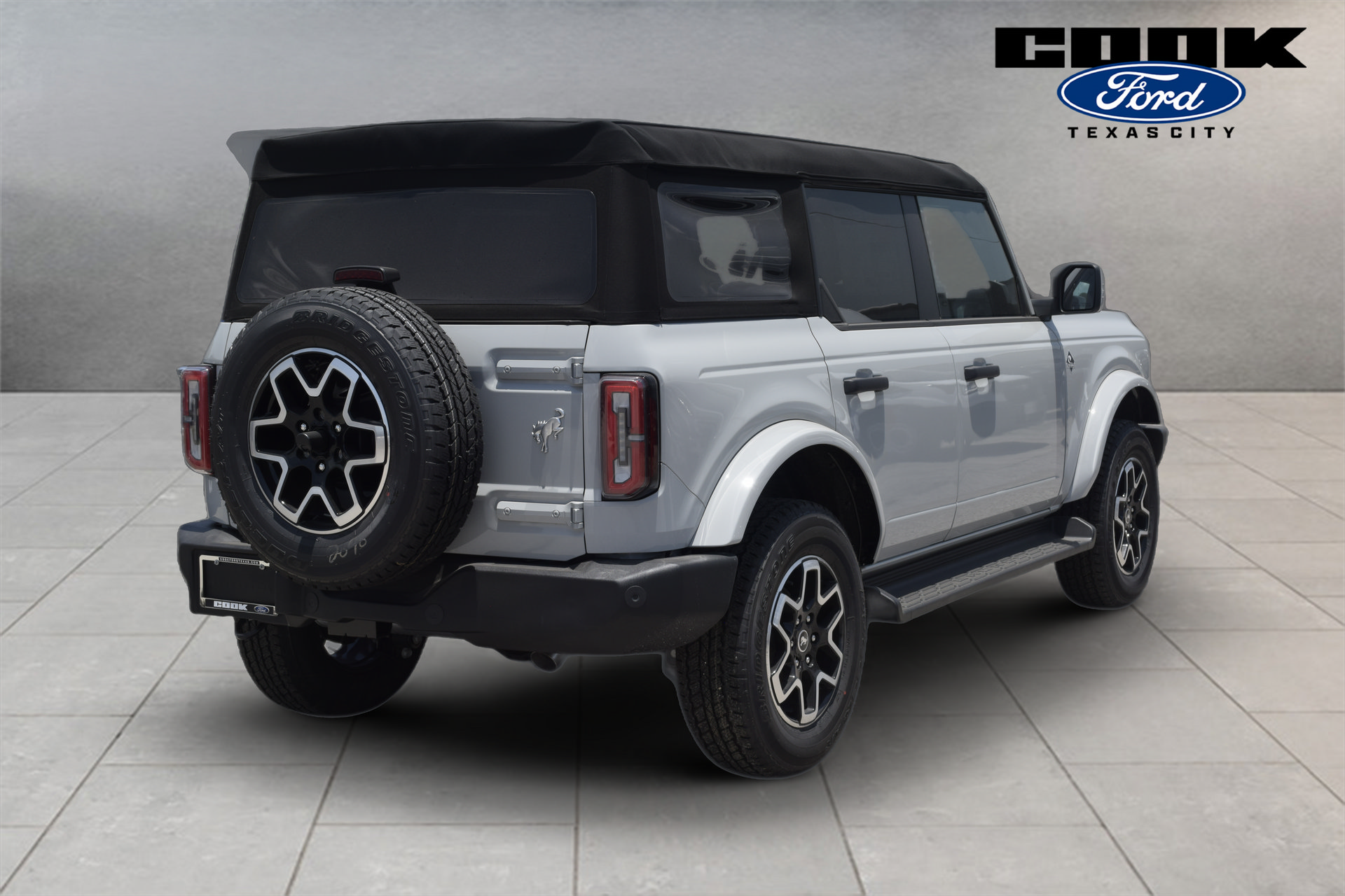 New 2026 Ford Bronco Outer Banks AWD/4WD image 3