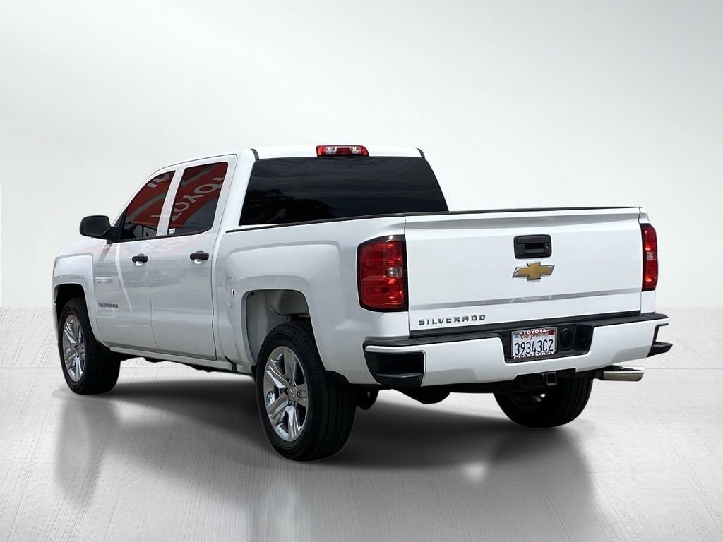 Used 2018 Chevrolet Silverado 1500 Custom w/ Custom Convenience Package RWD image 4