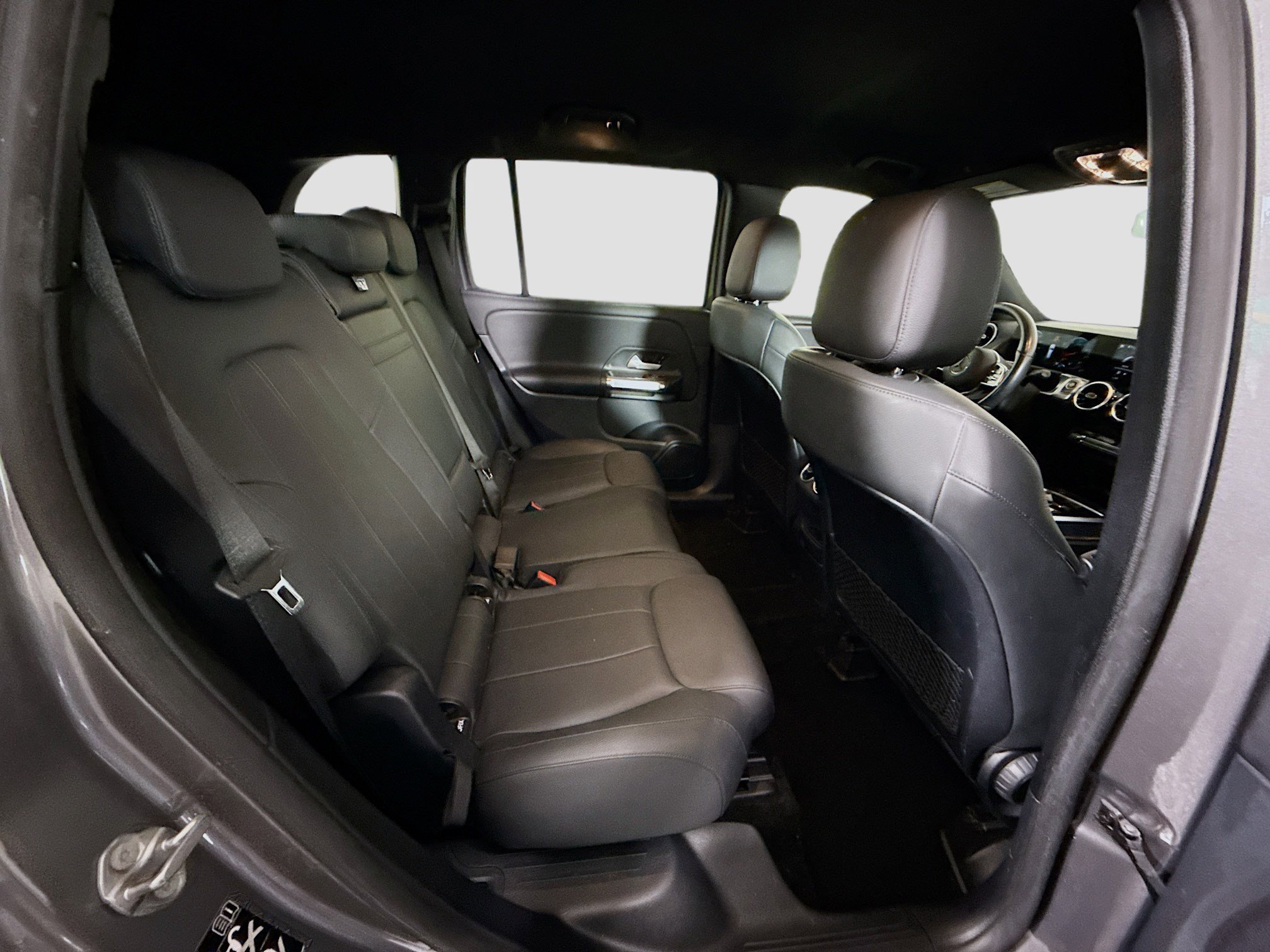 Used 2022 Mercedes-Benz GLB 250 w/ Premium Package Lite image 27