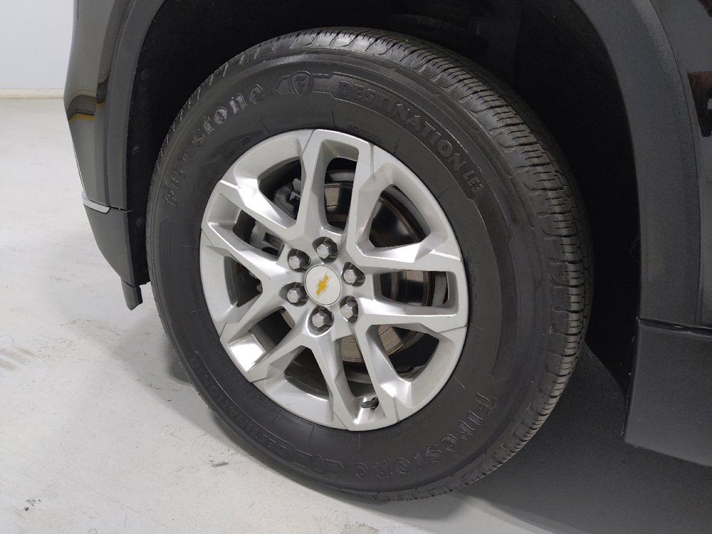 Used 2021 Chevrolet Traverse LT w/ LPO, Cargo Package AWD/4WD image 31