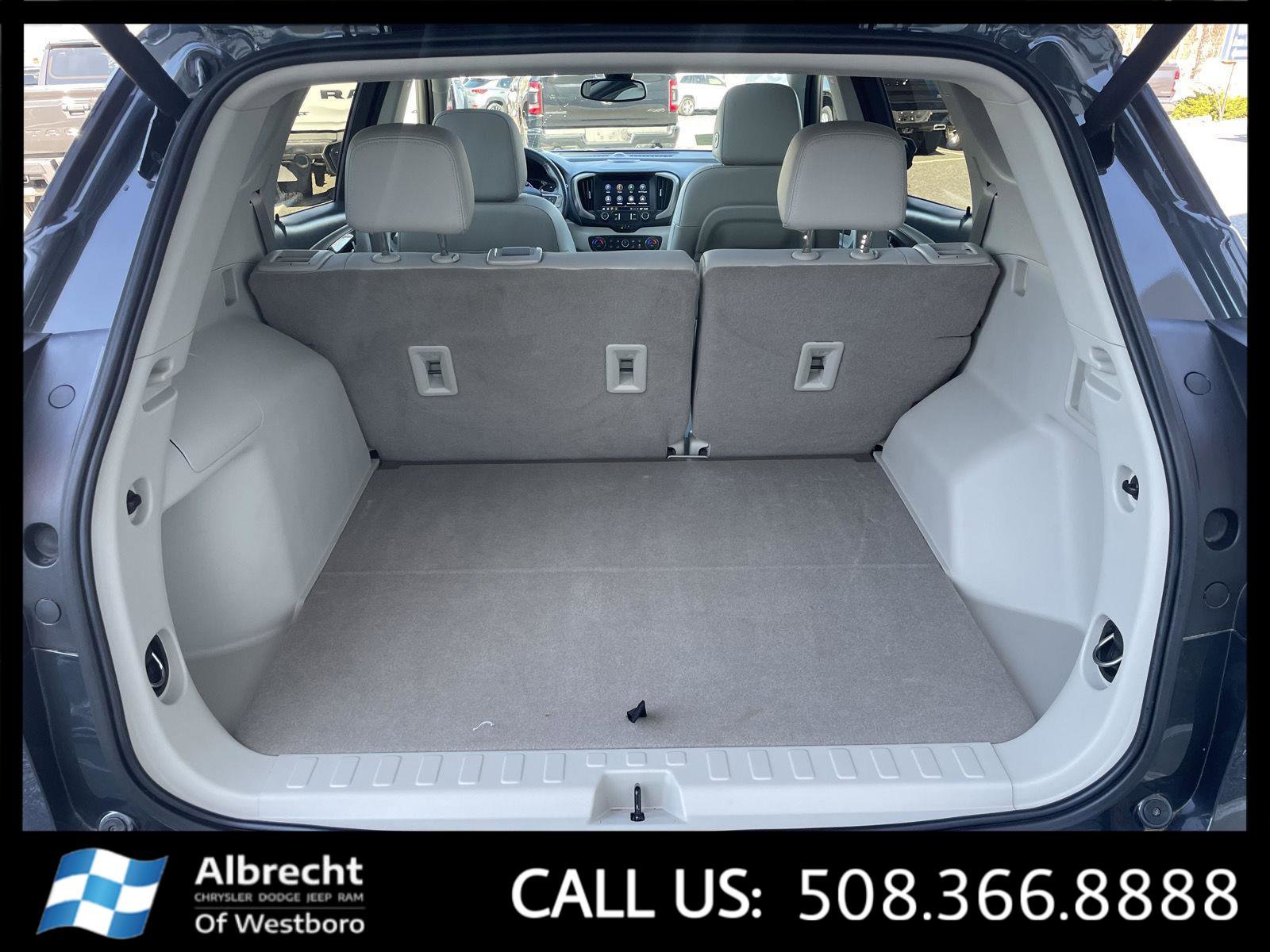 Used 2022 GMC Terrain Denali w/ Denali Premium Package image 15