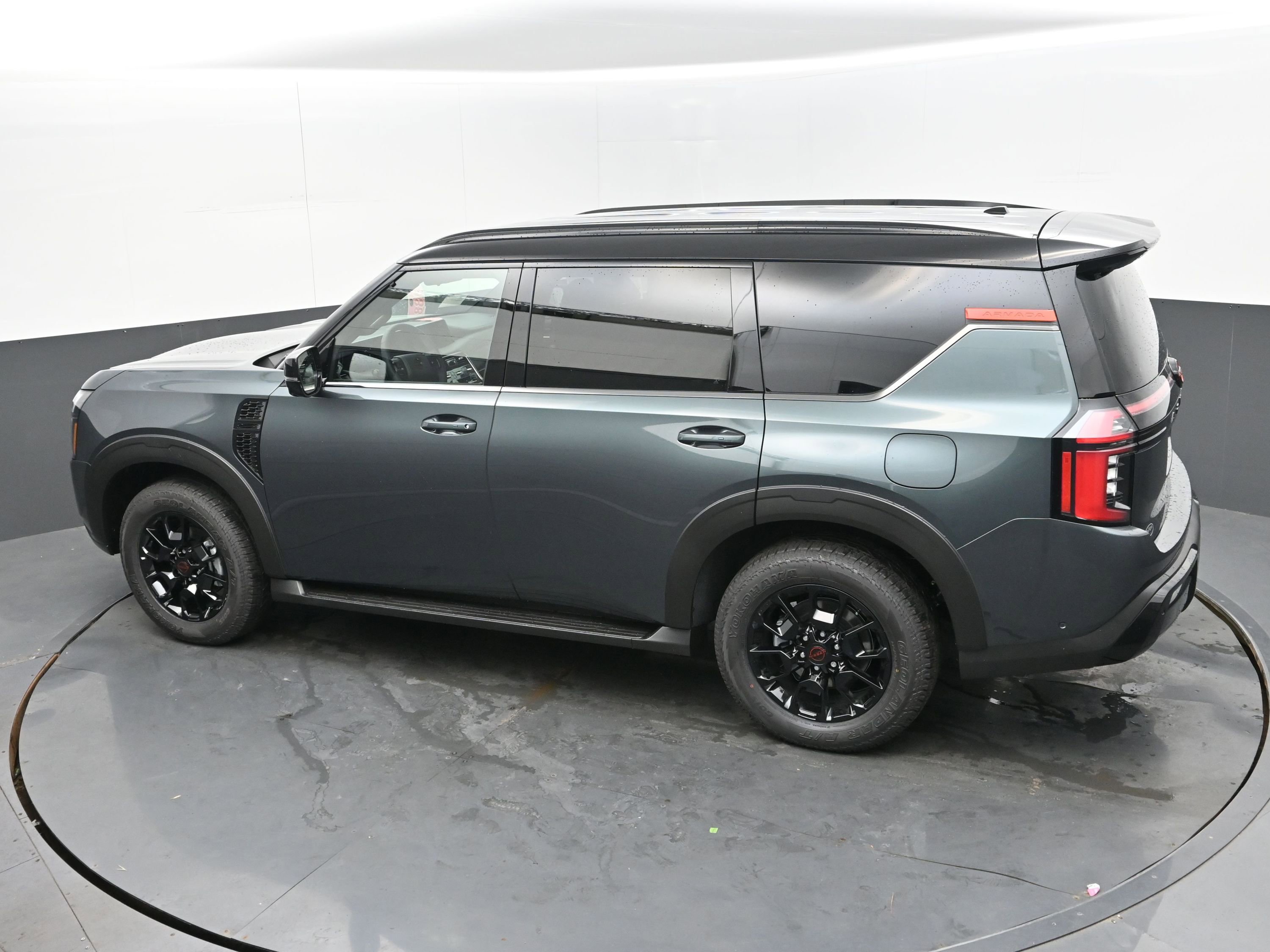New 2025 Nissan Armada PRO-4X image 34