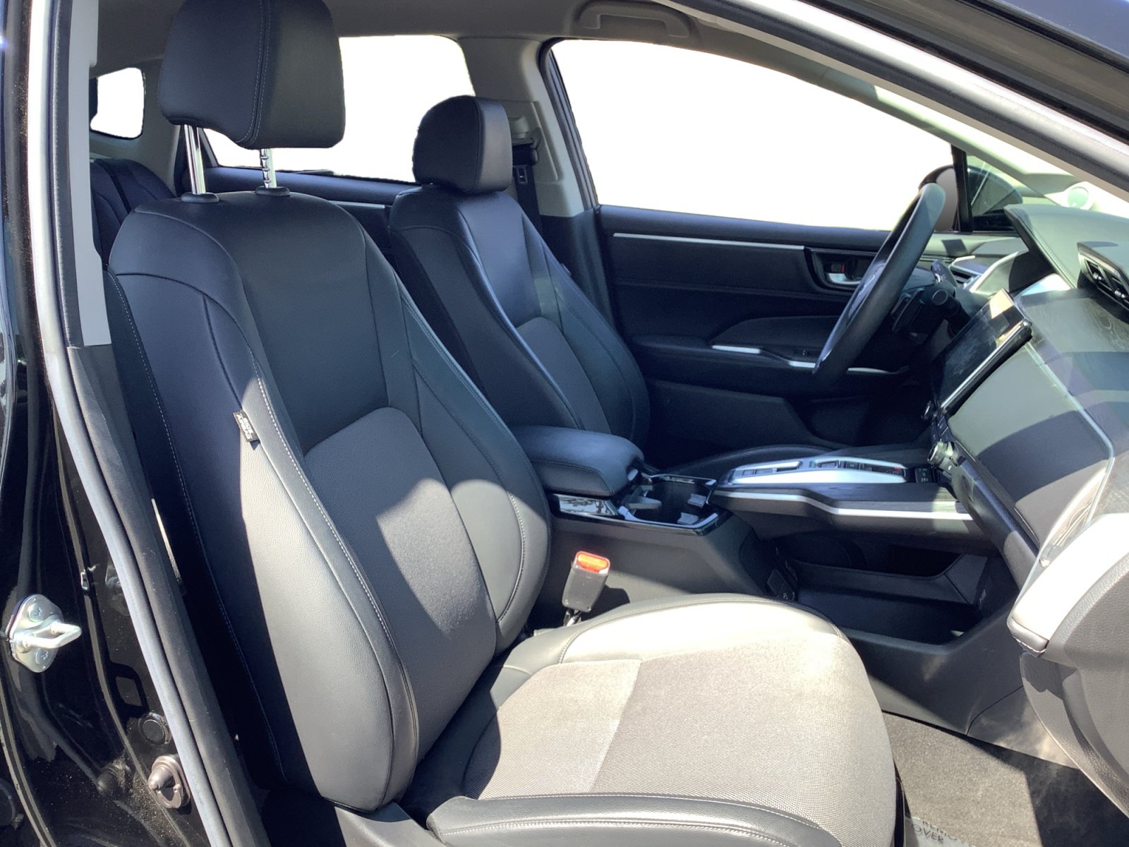 Used 2018 Honda Clarity Plug-In Hybrid image 15