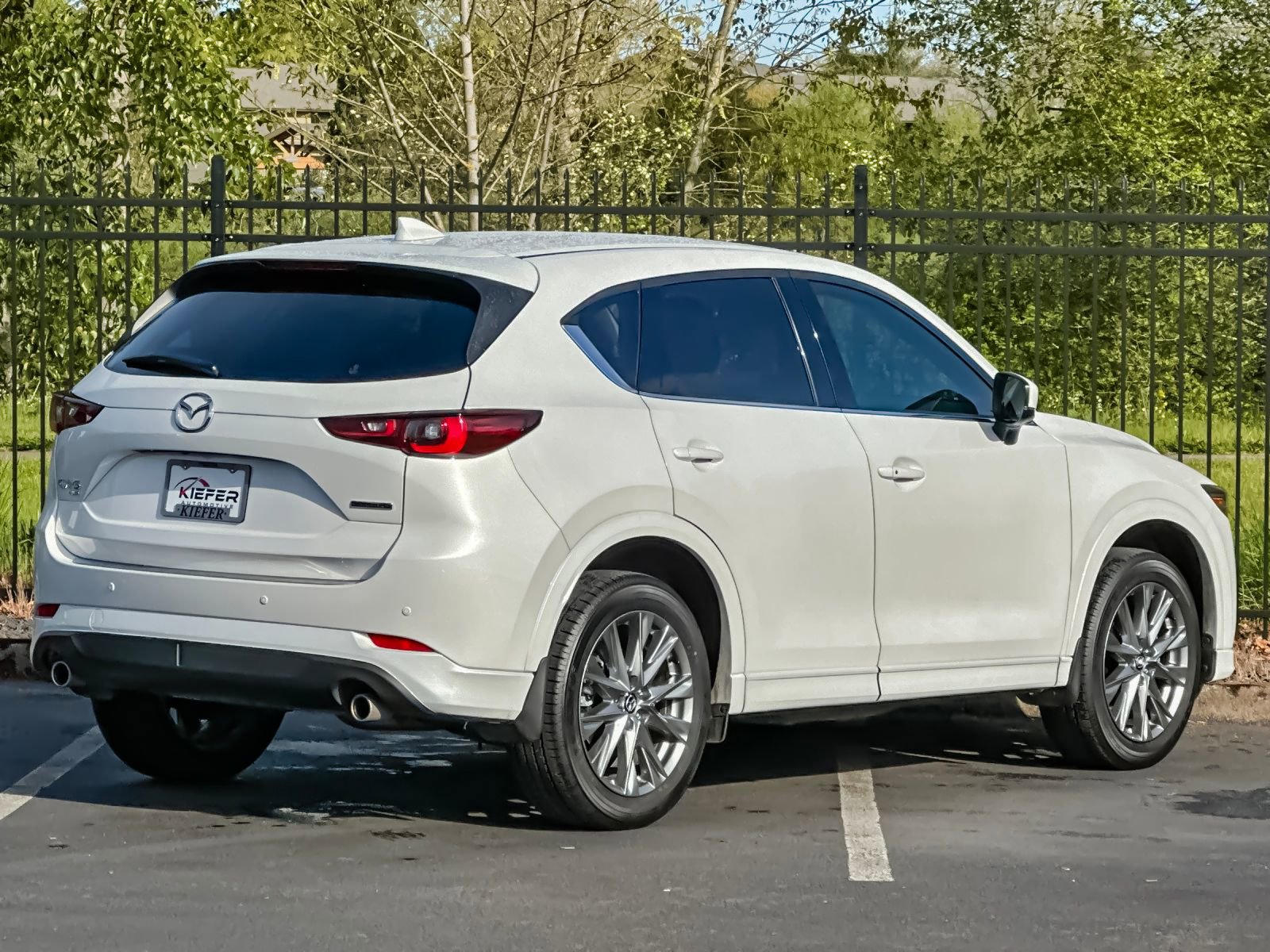 Certified 2025 MAZDA CX-5 AWD 2.5 S w/ Premium Plus Pkg image 3