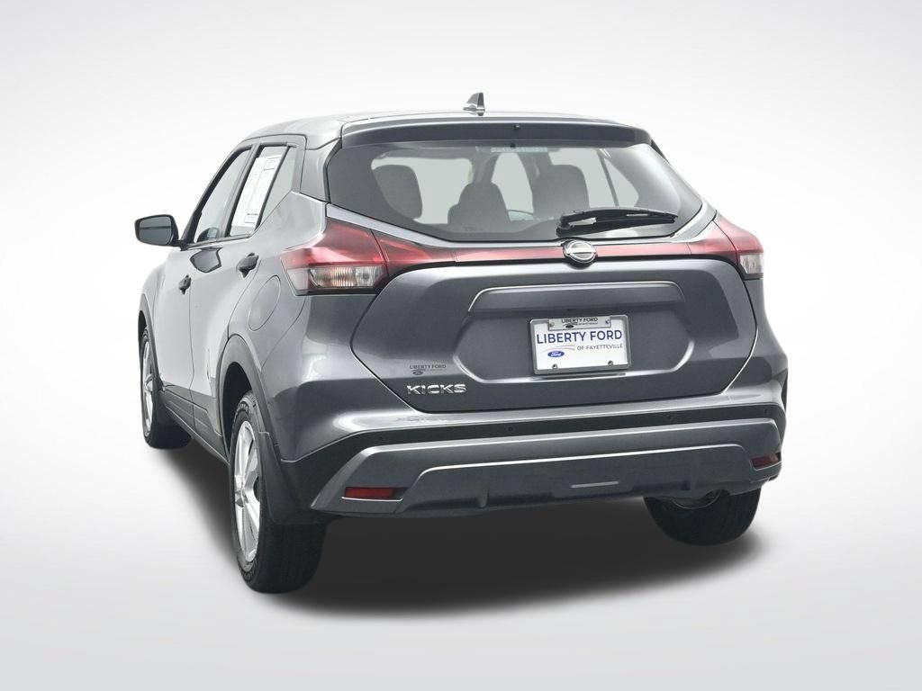 Used 2025 Nissan Kicks Play S FWD image 9