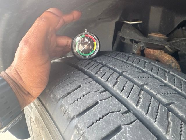 Used 2022 Nissan Frontier S w/ Technology Package AWD/4WD image 8