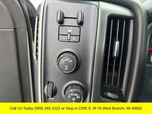 Used 2018 Chevrolet Silverado 1500 LT image 22