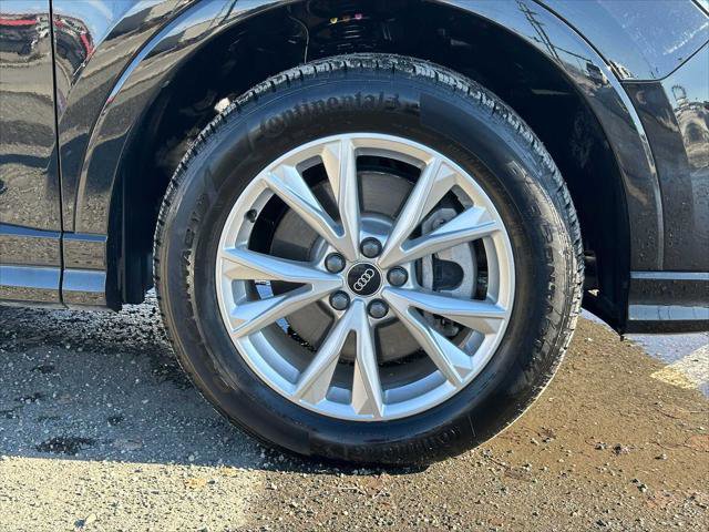 Used 2025 Audi Q3 2.0T Premium Plus w/ Premium Plus Package AWD/4WD image 9