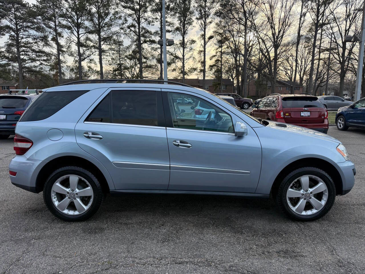Used 2010 Mercedes-Benz ML 350 4MATIC image 18