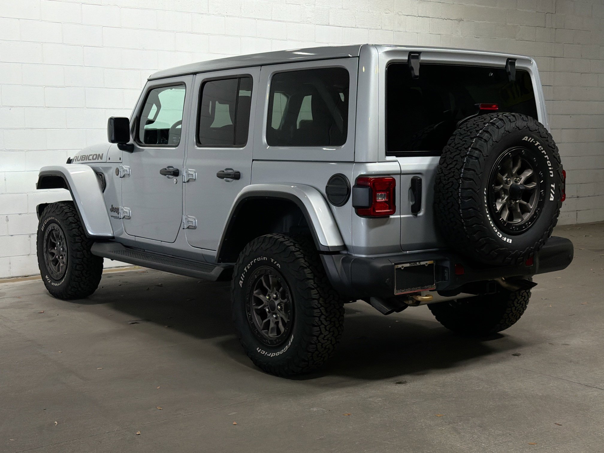 Used 2022 Jeep Wrangler Unlimited Rubicon w/ Trailer Tow Package image 3
