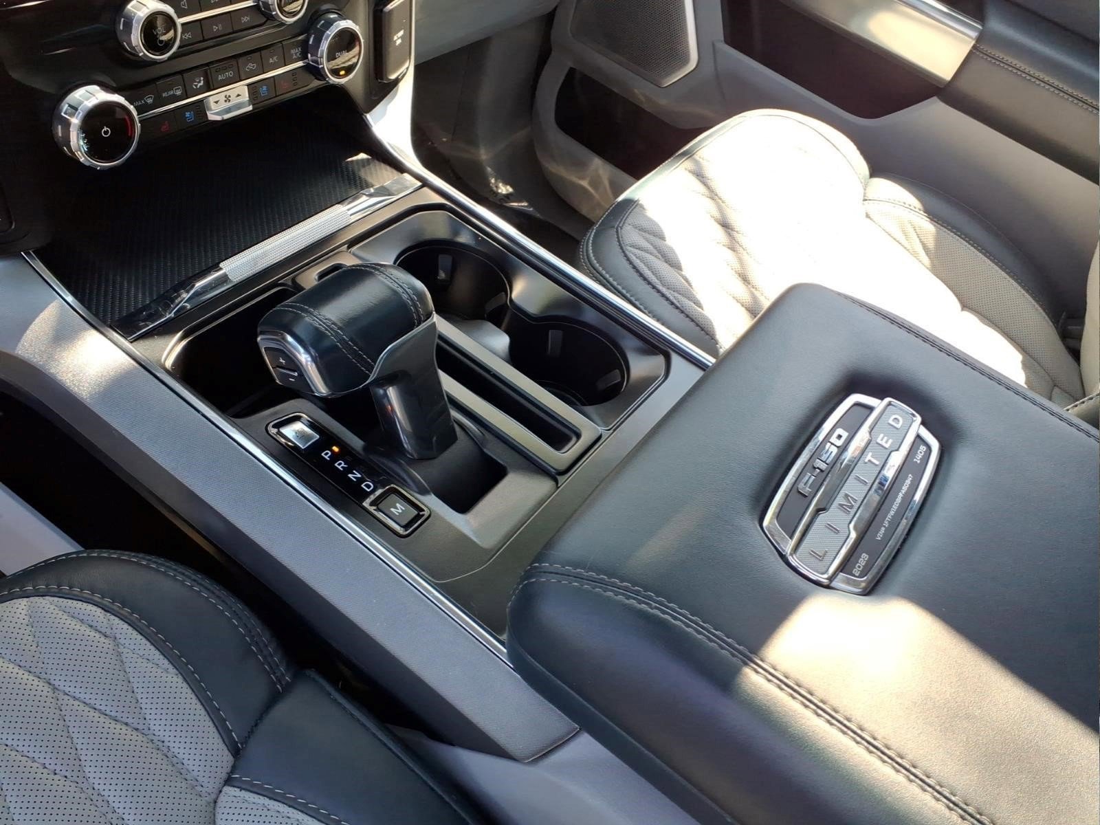 Used 2023 Ford F150 Limited image 17