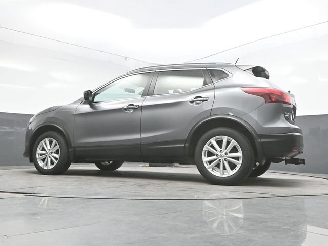 Used 2017 Nissan Rogue Sport SV w/ SV All-Weather Package AWD/4WD image 43