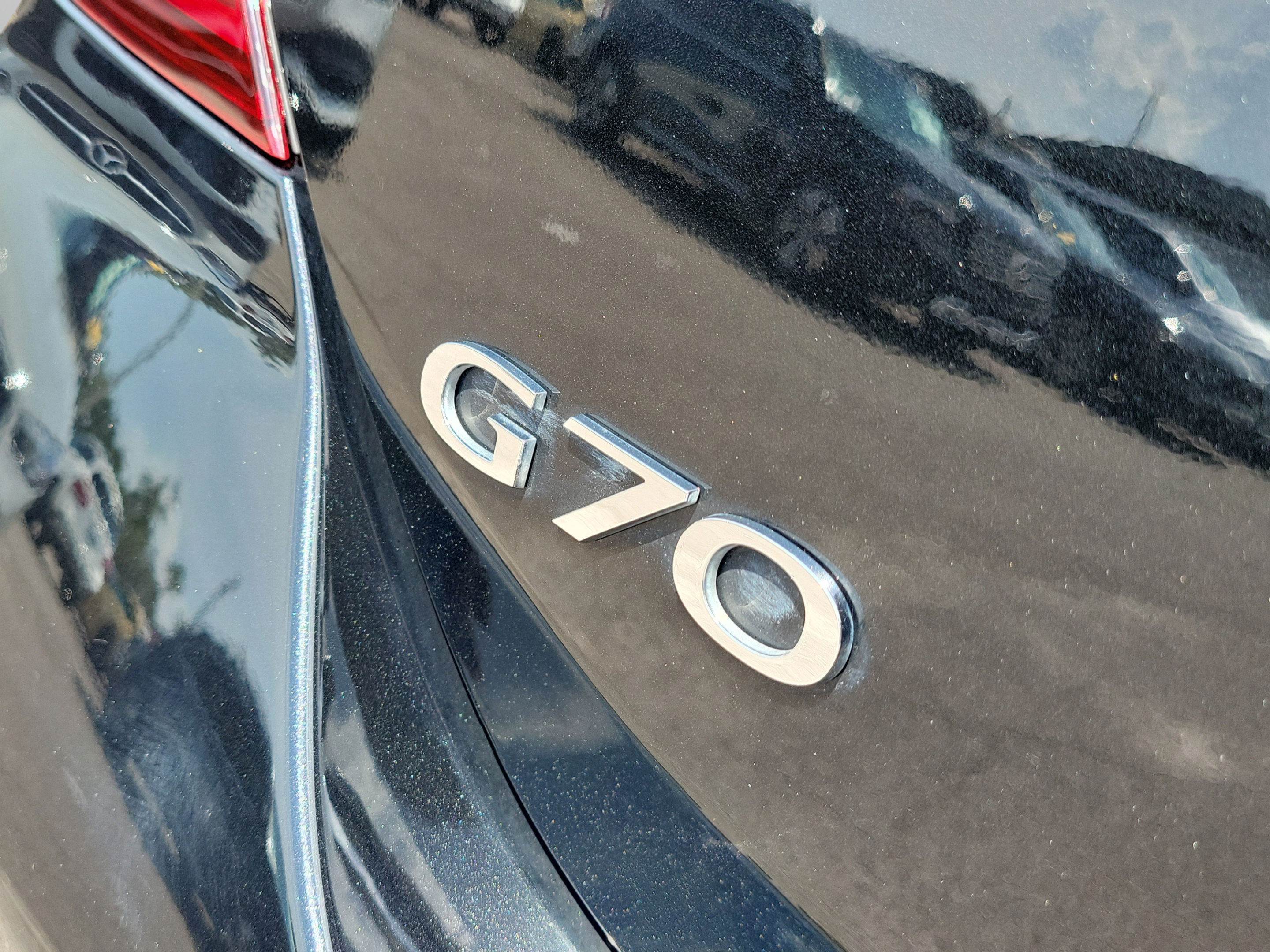 Used 2023 Genesis G70 3.3T w/ Sport Prestige Package RWD image 30
