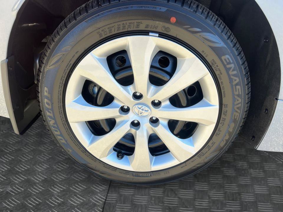 New 2027 Toyota Corolla LE FWD image 20