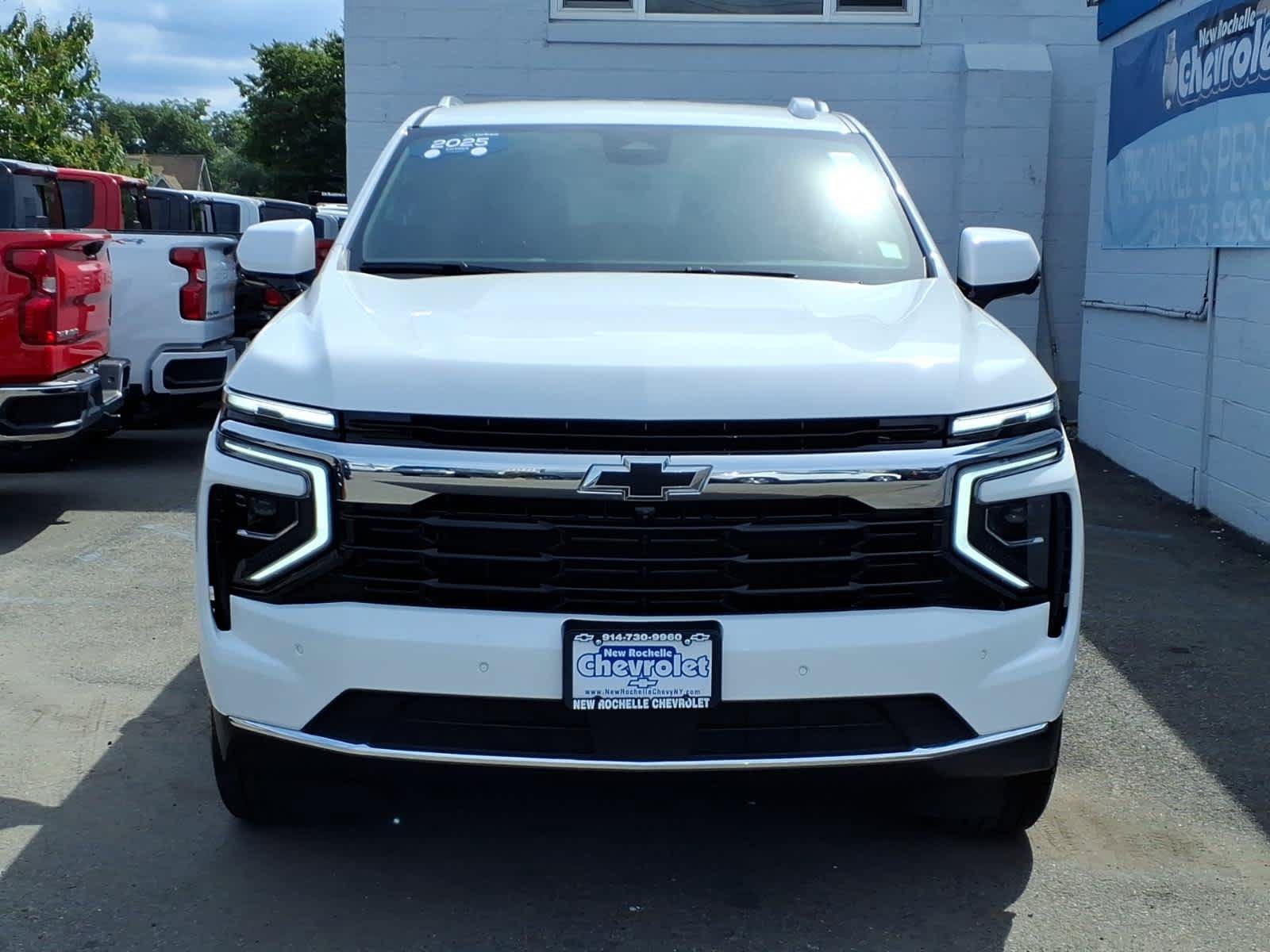 Certified 2025 Chevrolet Tahoe LS AWD/4WD image 2
