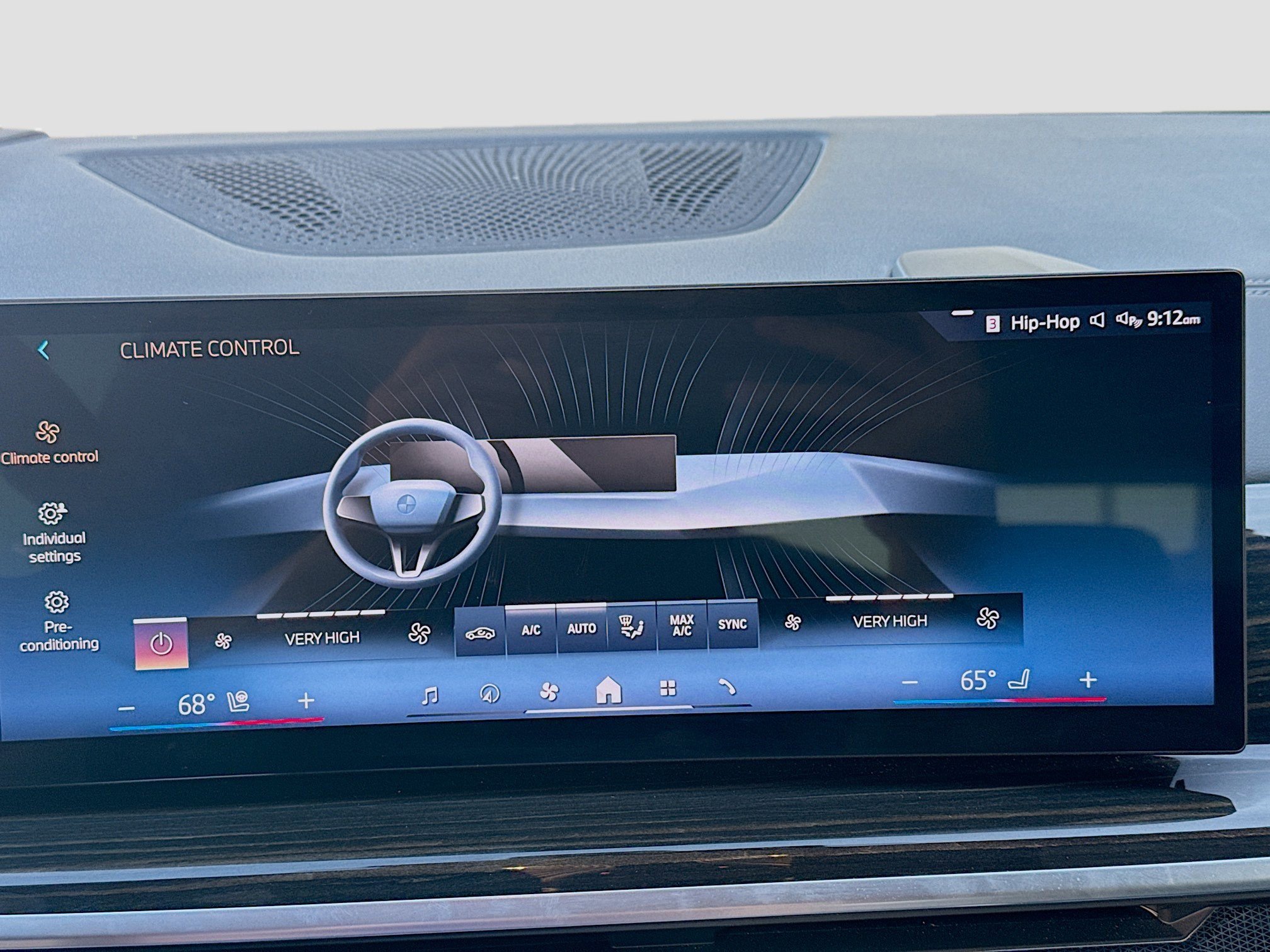 Used 2024 BMW X5 xDrive50e w/ Premium Package image 15