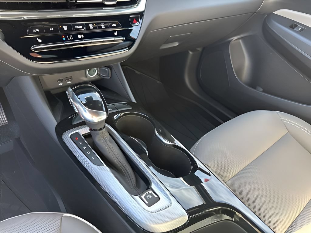 New 2026 Buick Envista Sport Touring FWD image 39